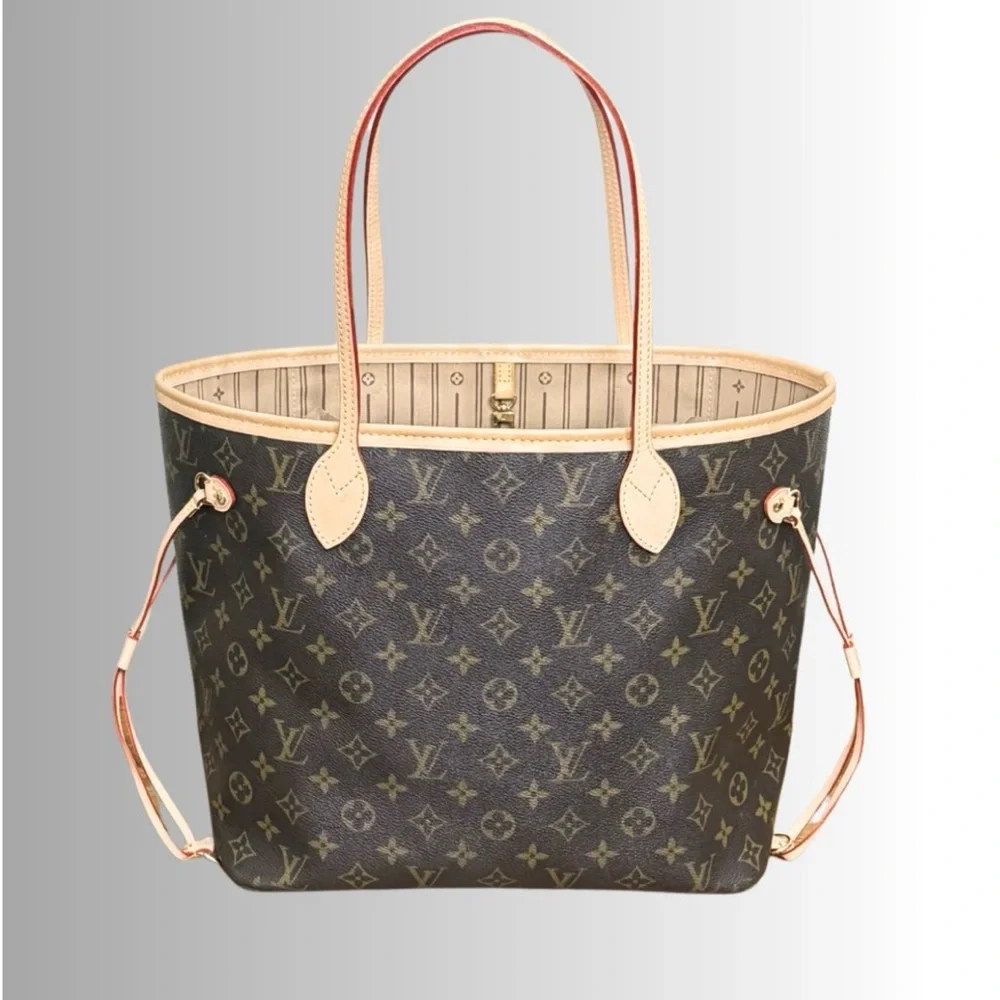 Louis Vuitton Monogram Neverfull MM Tote Bag with Brand New Leather and COA